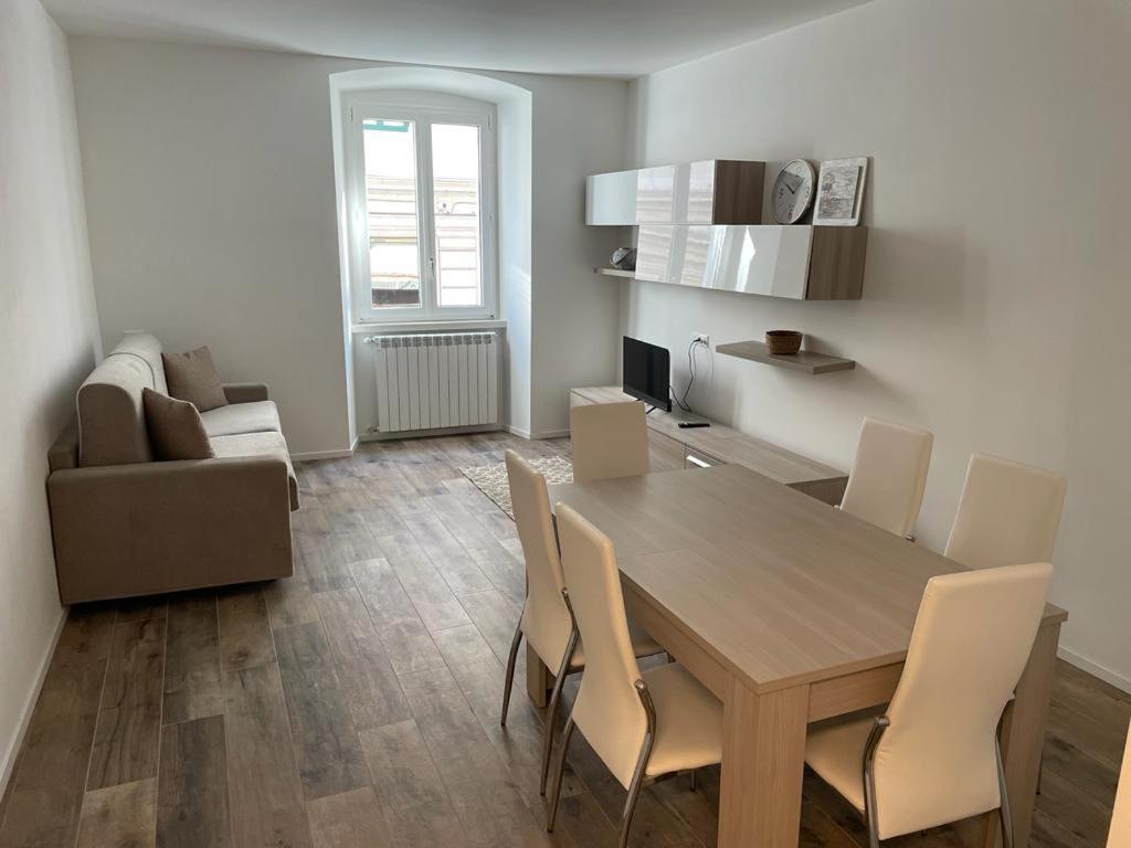 Casa Vacanze Ginevra 1 ترييستي المظهر الخارجي الصورة